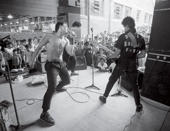 Festival punk "O Começo do Fim do Mundo", realizado no Sesc Pompeia em 1982